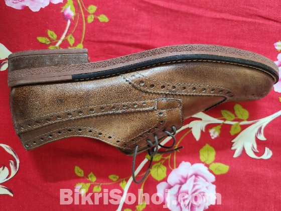 Formal shoe